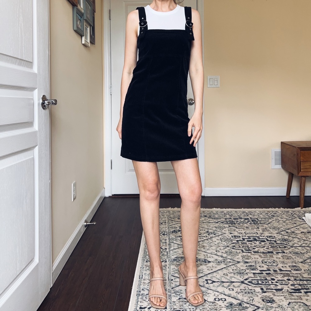 BLACK MINI DRESS